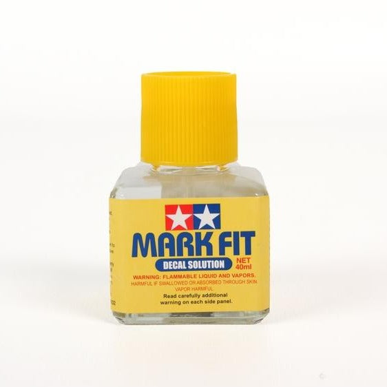 Tamiya: Mark Fit Decal Solution (40ml Bottle)